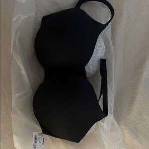 SKIMS Black Bra
